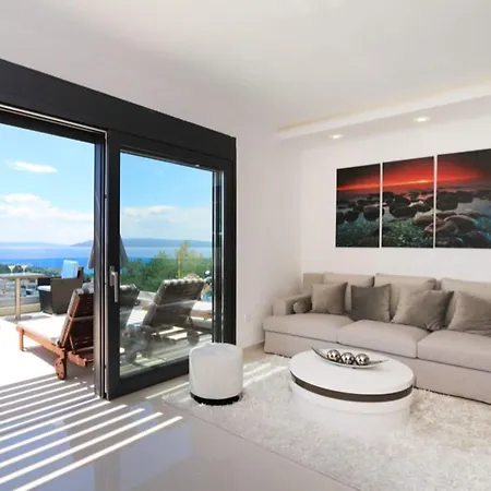 Lux Afrodita - Four Bedroom With Outdoor Pool וילה מאקרסקה