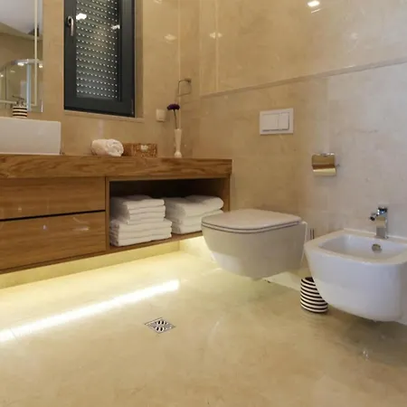 וילה Lux Afrodita - Four Bedroom With Outdoor Pool